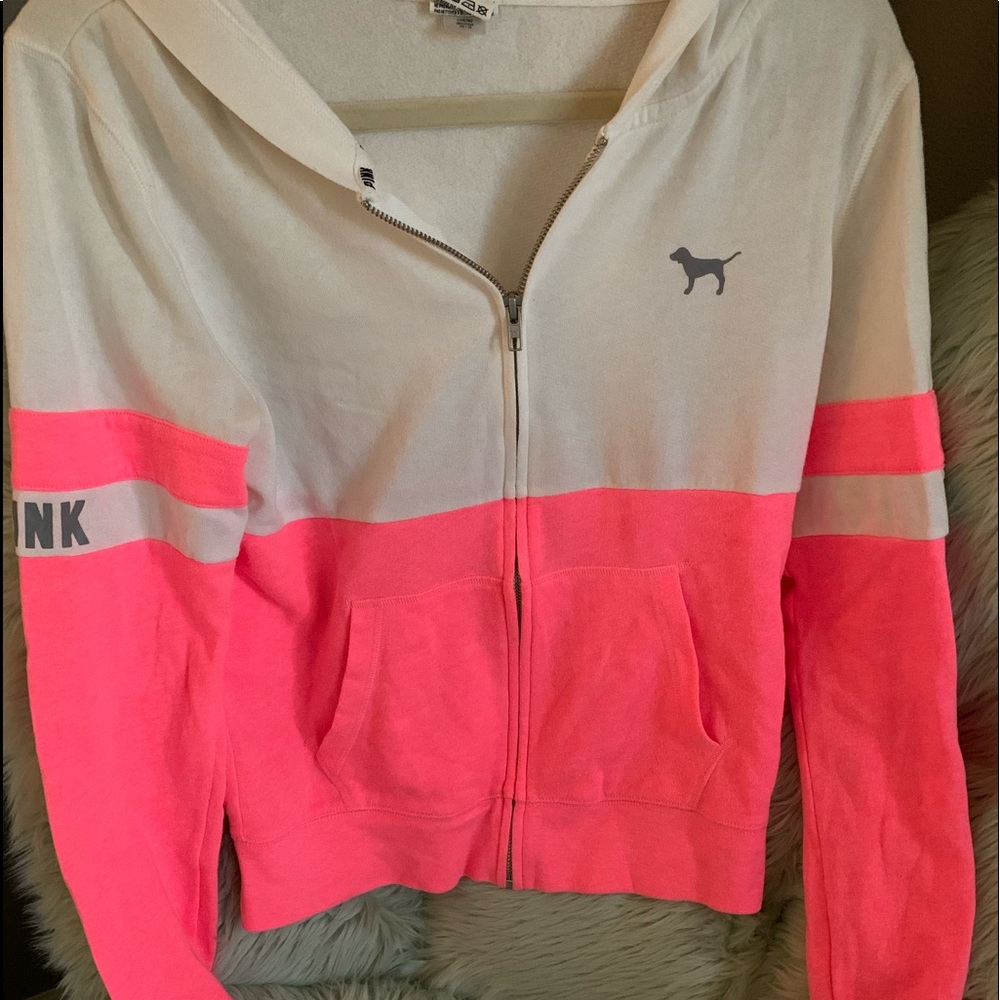 🔮VS PINK Hoodie
